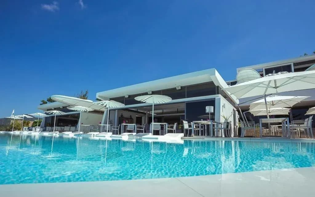 Kata Rocks Sky Villas — 3